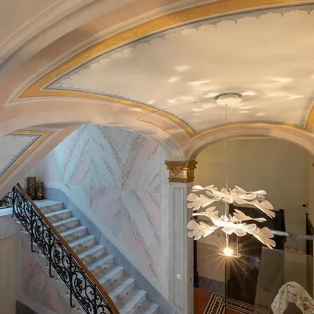 Luxury Liberty House *