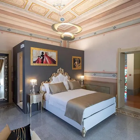 Гостевой дом Luxury Liberty House *