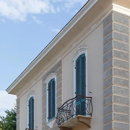 Гостевой дом Luxury Liberty House Альгеро