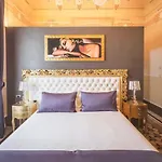 Luxury Liberty House - & 4*